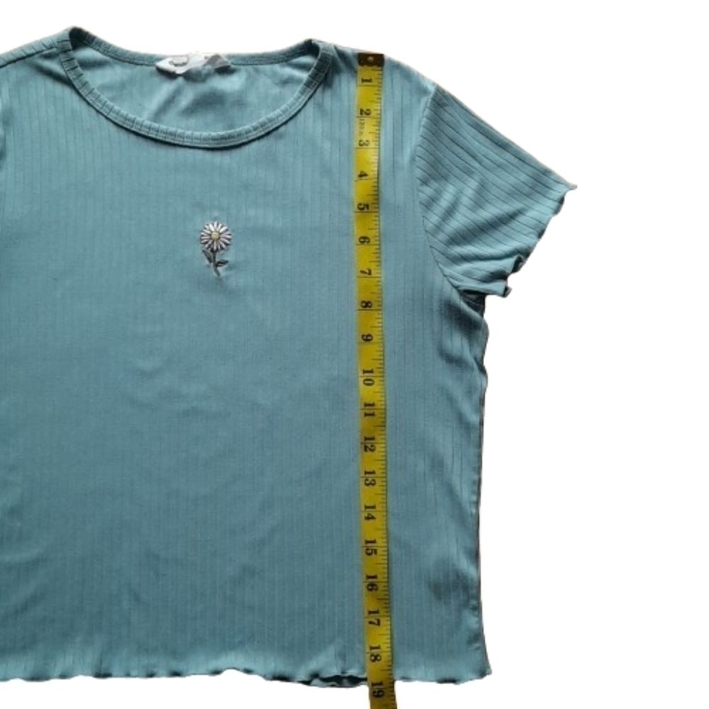 Bluenotes Short Sleeve Ribbed Knit Embroidered Lettuce Edge Green Women's Medium - Picture 4 of 8